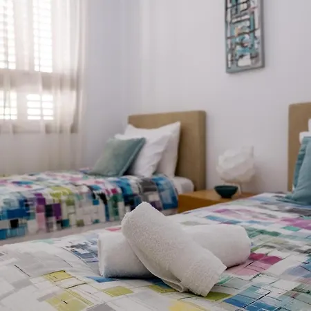 Lighthouse Luxury Holiday Townhouse Apartment Paphos