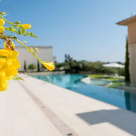 Apartment Lighthouse Luxury Holiday Townhouse