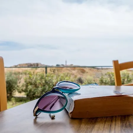 Διαμέρισμα Lighthouse Luxury Holiday Townhouse Πάφος