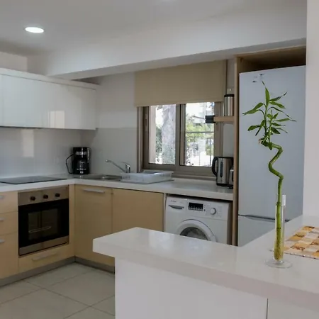 Lighthouse Luxury Holiday Townhouse *