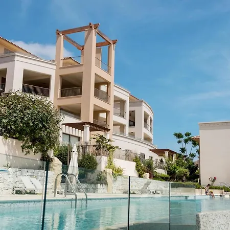 Lighthouse Luxury Holiday Townhouse * Paphos