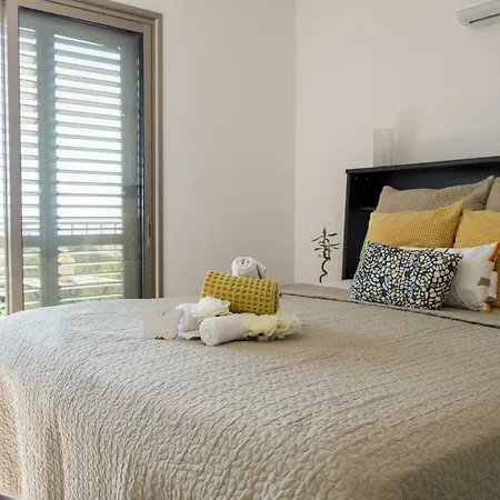 Lighthouse Luxury Holiday Townhouse Apartmán Paphos